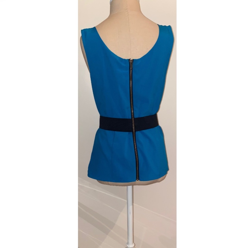 Turquoise Bebe ruffle top - Picture 4 of 4